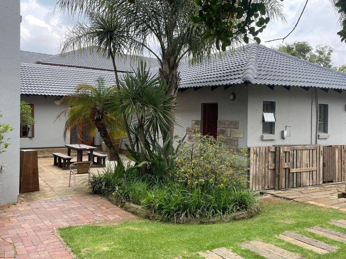 Africa Footprints Lodge 肯普顿帕克 外观 照片