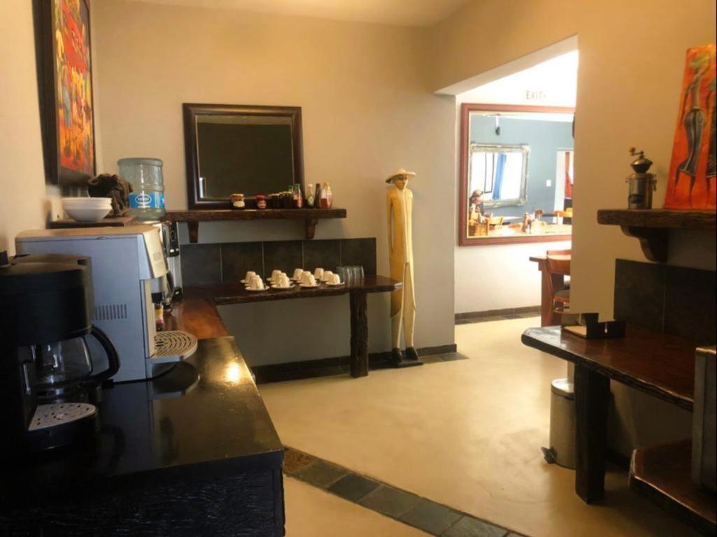 Africa Footprints Lodge 肯普顿帕克 外观 照片