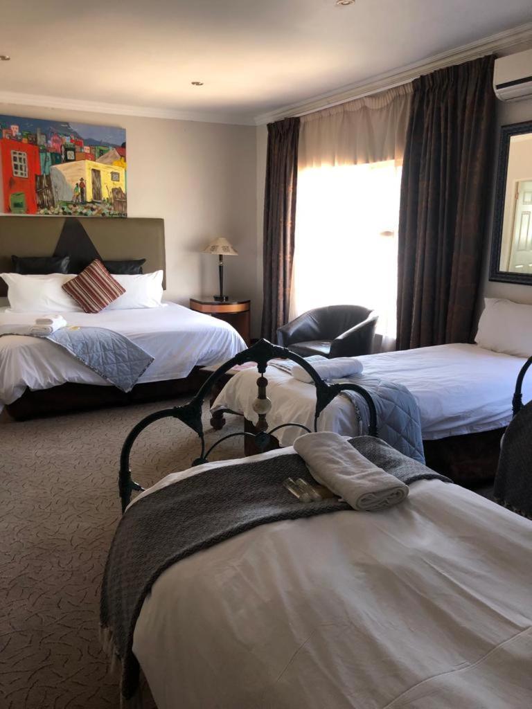 Africa Footprints Lodge 肯普顿帕克 外观 照片