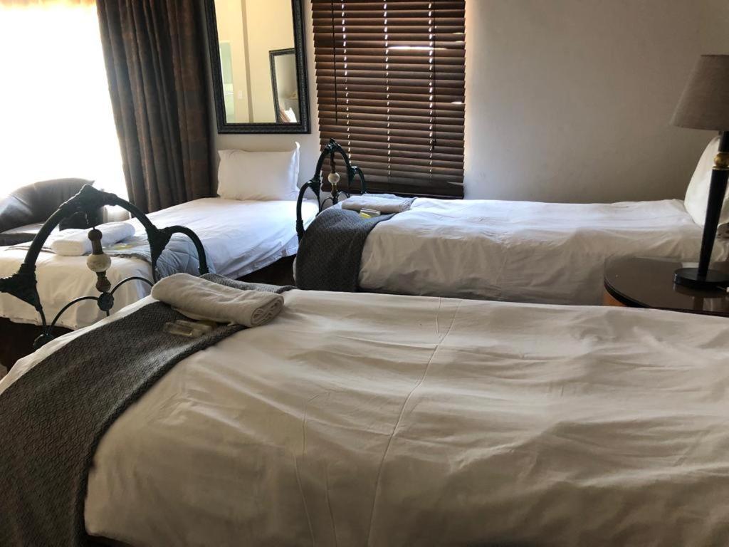 Africa Footprints Lodge 肯普顿帕克 外观 照片
